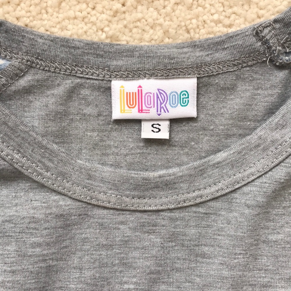 LulaRoe Randy Shirt Size S - Picture 2 of 4